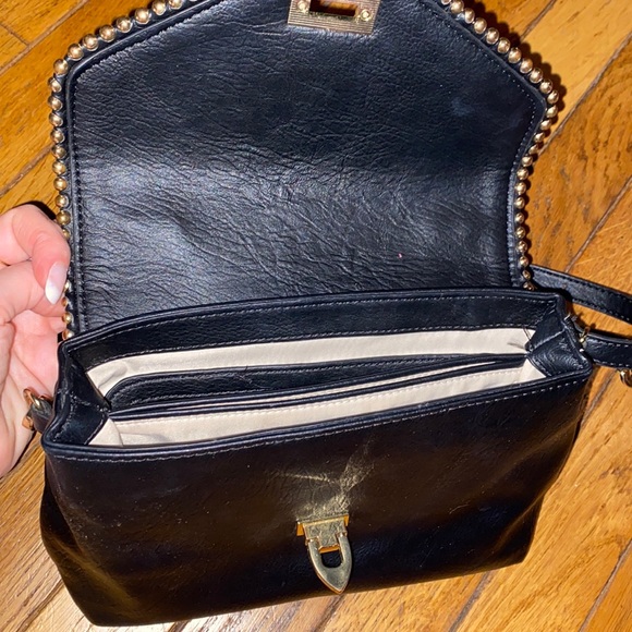 International Concepts Gold Studded Bag - Picture 9 of 12